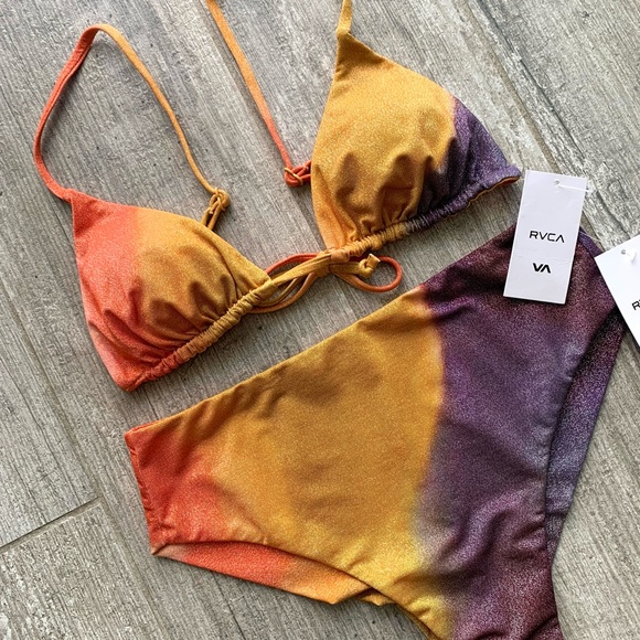 🔥🔥RVCA - TRIPPY DANA TRIANGLE HIGH RISE SET🔥🔥 - Picture 5 of 9